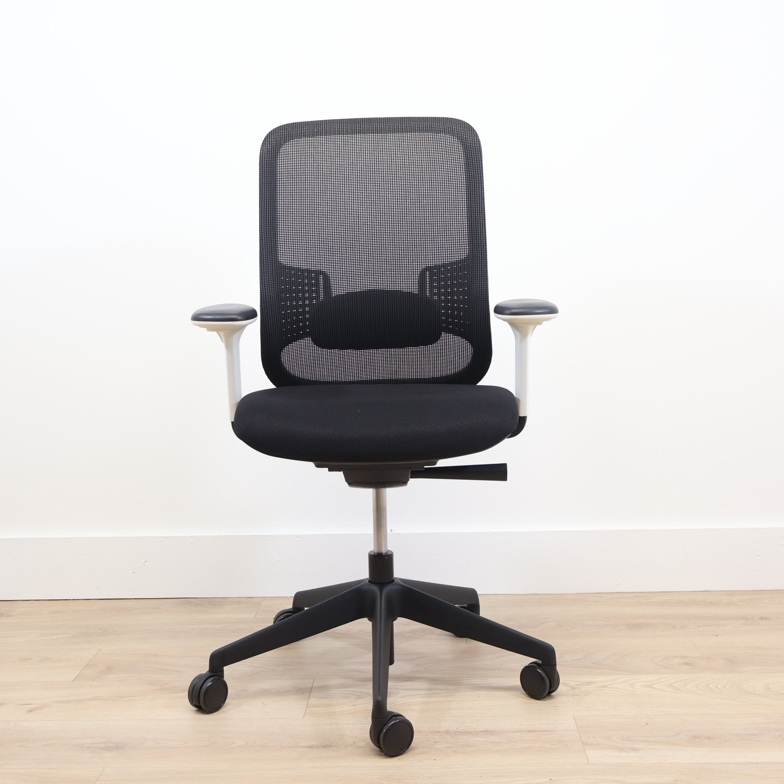 Refurbished_OrangeBox_Do_task_chair_17 Refurbished_OrangeBox_Do_task_chair_17