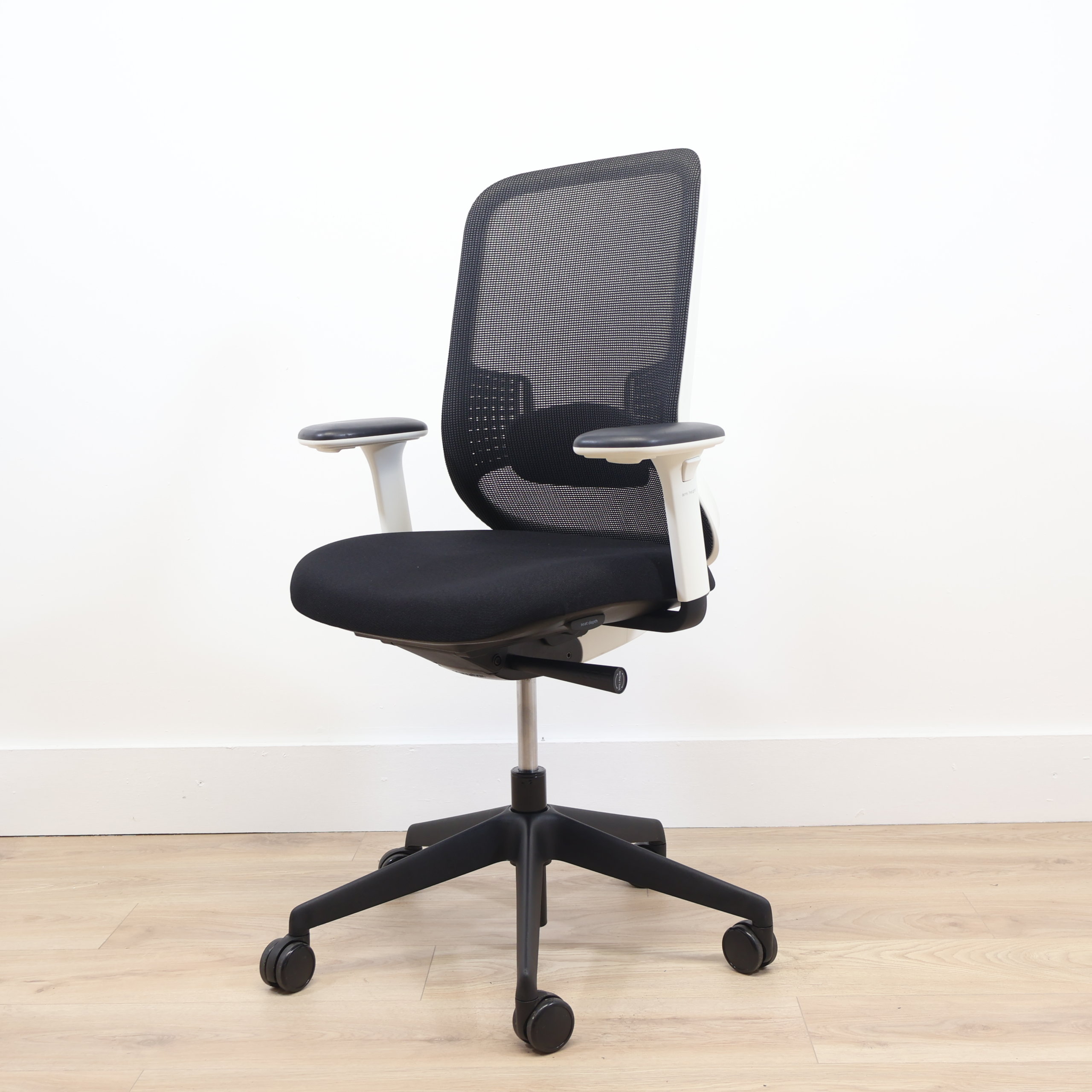Refurbished_OrangeBox_Do_task_chair_19 Refurbished_OrangeBox_Do_task_chair_19