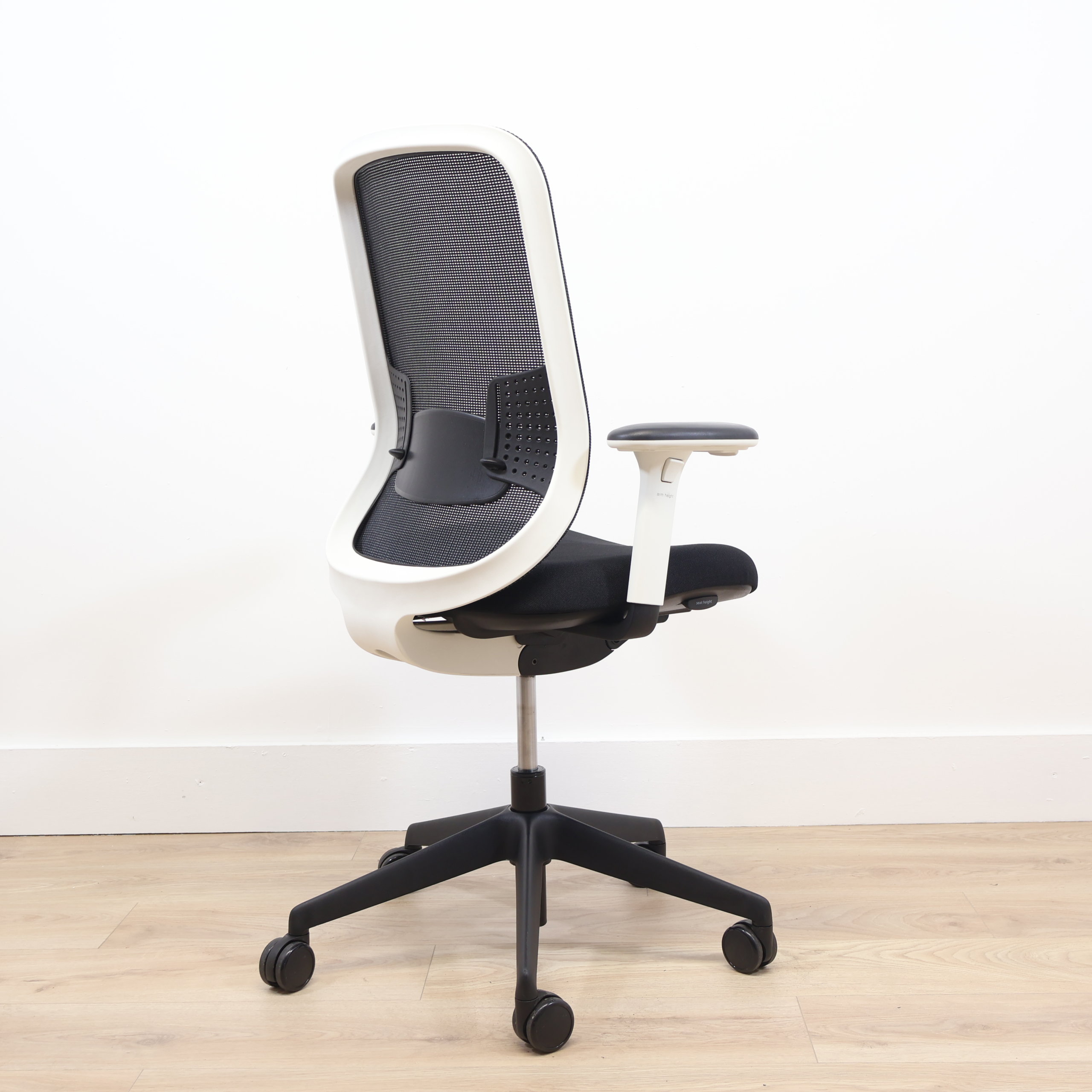 Refurbished_OrangeBox_Do_task_chair_21 Refurbished_OrangeBox_Do_task_chair_21
